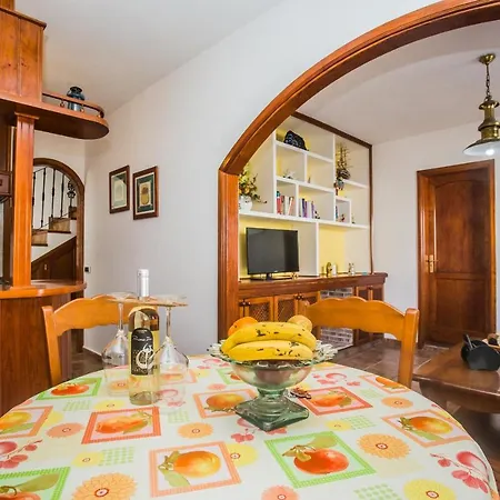 Casa Ohana In Caleta De Caballo Holiday home